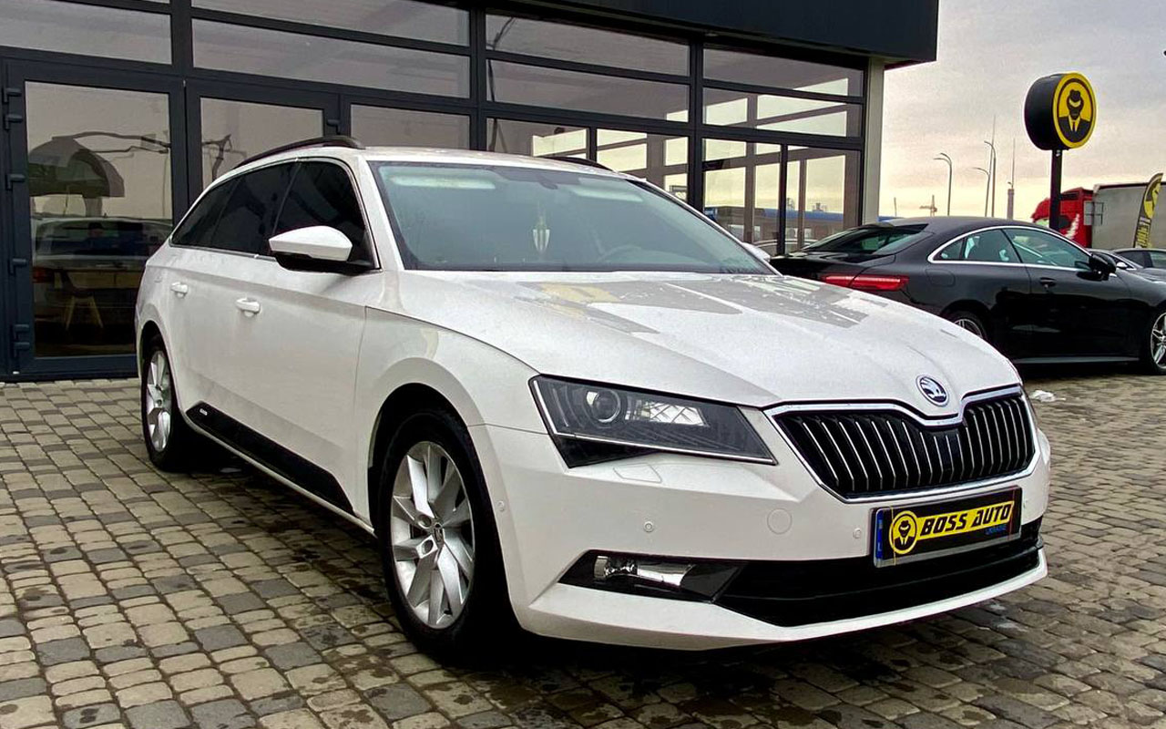 Skoda Superb 2016 16000$ Skoda Superb 2016