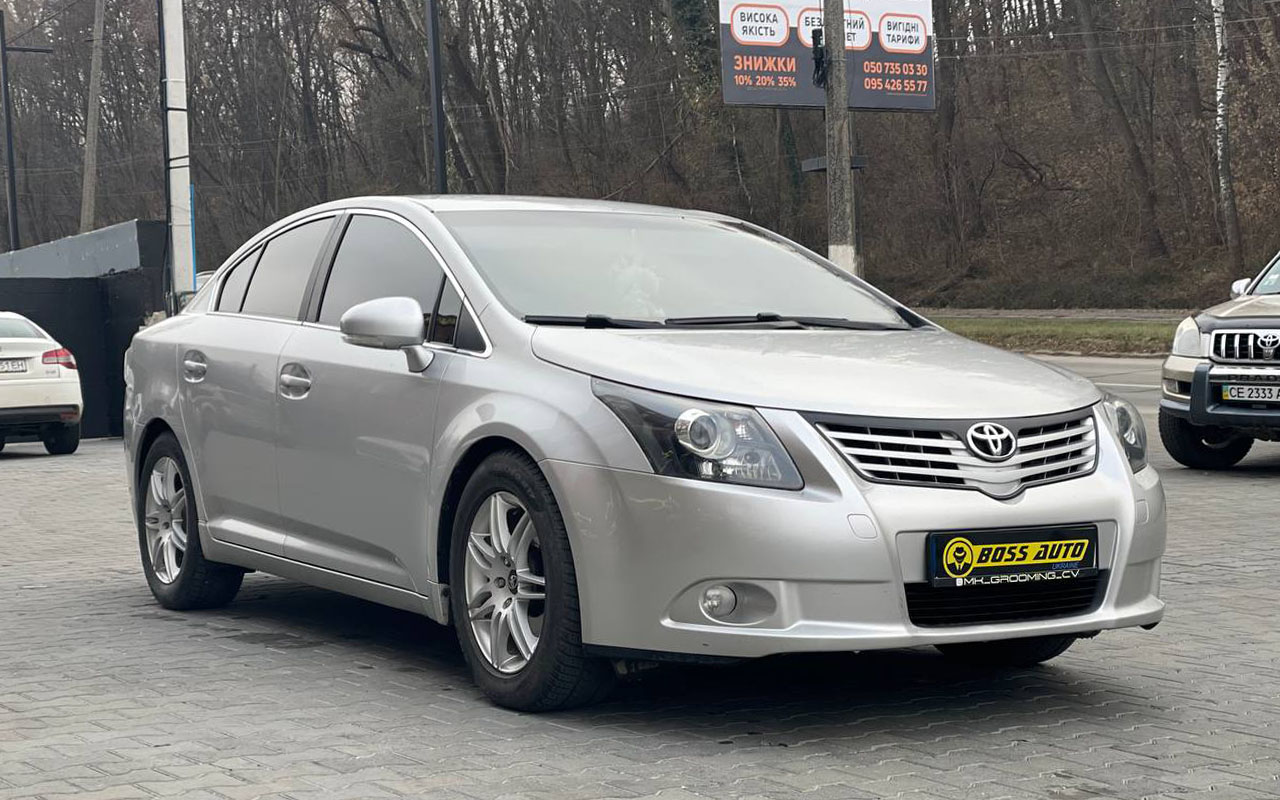 Toyota Avensis 2010 9450$ Toyota Avensis 2010