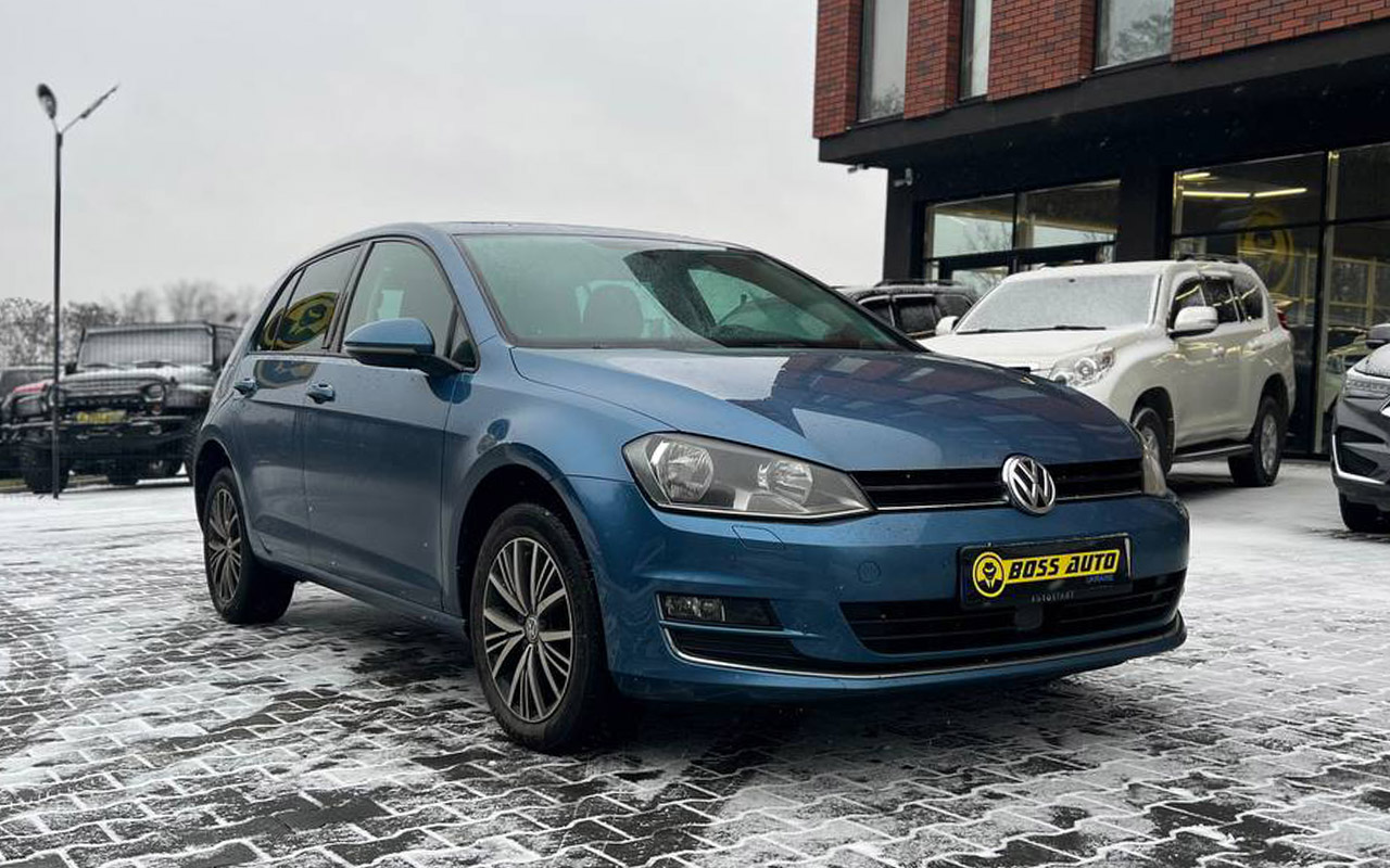 Volkswagen Golf 2016 15400$ Volkswagen Golf 2016