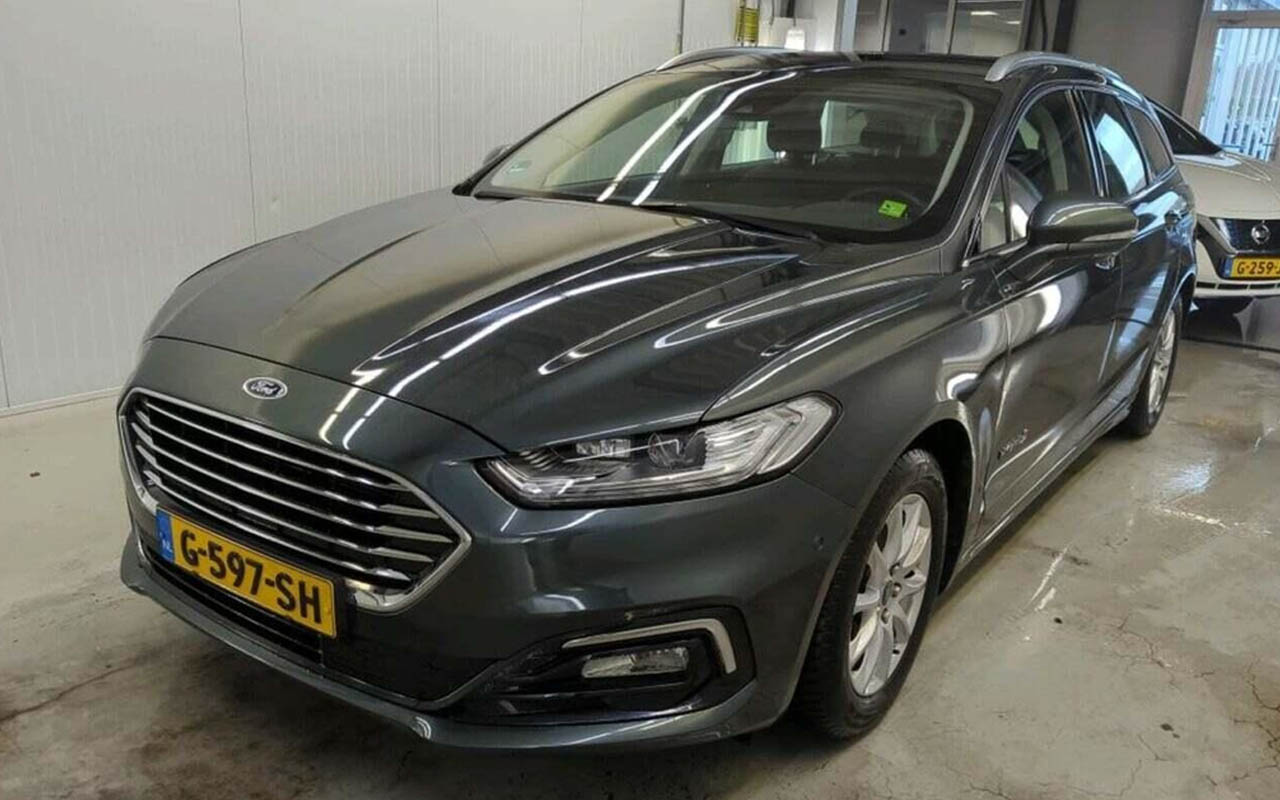 Ford Mondeo Titanium 2020, Гибрид, 2 л, Пробег: 111,422 км. | BOSS AUTO