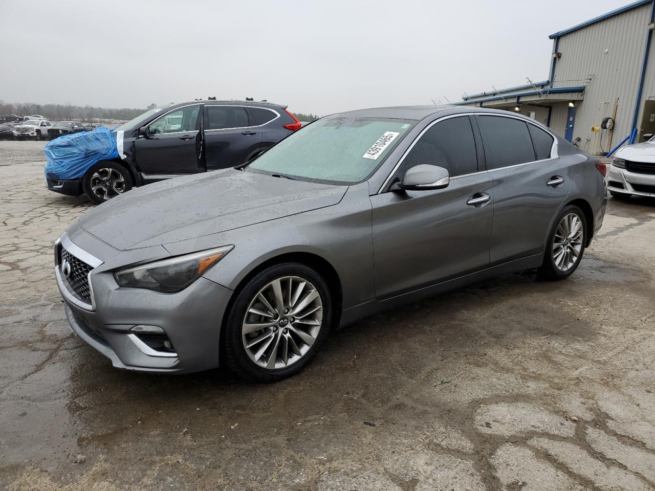 Infiniti