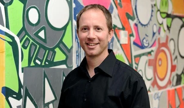 Alejandro Zuzenberg