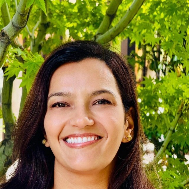 Ismat Yassin (she/her)