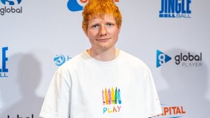 Friss hírt közölt felesége rákbetegségéről Ed Sheeran