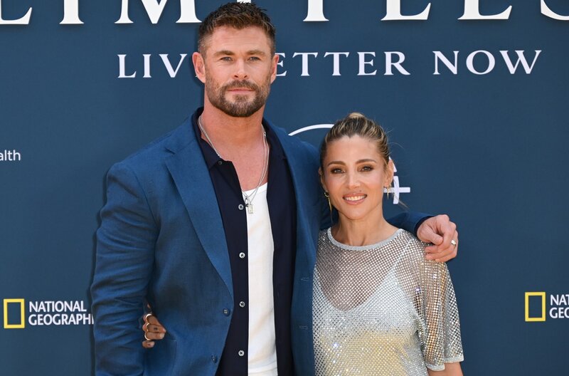 Véres szörfbaleset: karácsonyi vakációja alatt sérült meg Chris Hemsworth