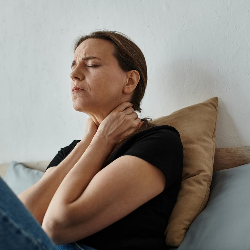 A Skorpiók hajlamosak mélyen elraktározni a sérelmeiket és az elfojtott érzelmeiket.