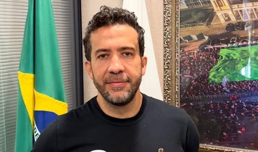 Conselho de Ética decide amanhã suspensão do mandato de Janones