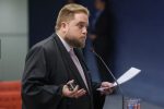 Defesa de bolsonaristas consagra figura do “mequetrefe”, do mensalão