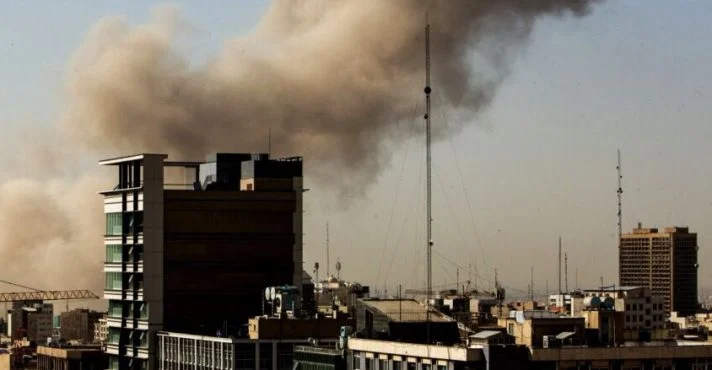 Irã amplia ofensiva e crise expõe atrito entre EUA e Reino Unido