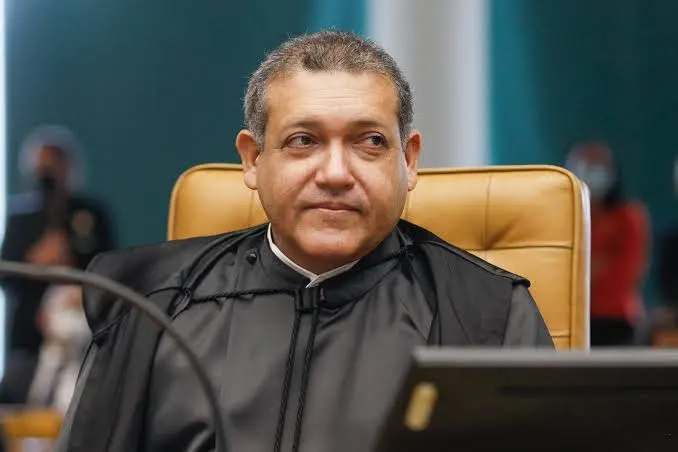 Vazamento de gás provoca incêndio na casa do presidente do TSE em Brasília