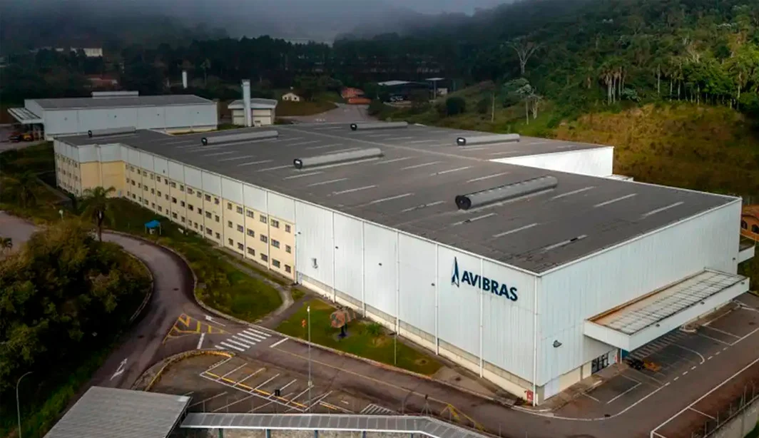 Venda da Avibras consolida transição no setor de defesa nacional