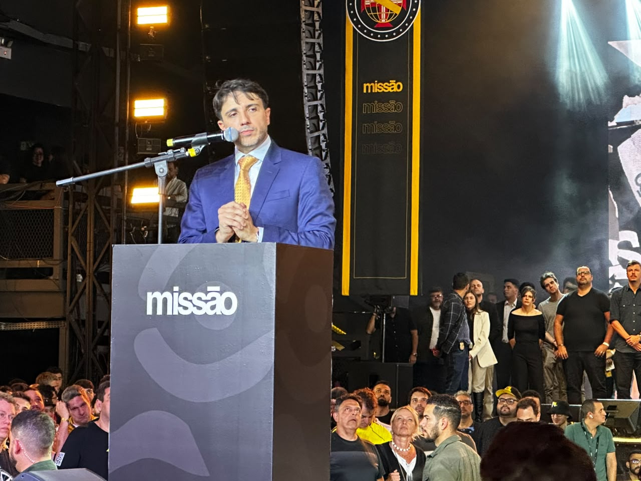 “A voz de Deus é a voz dos corajosos”: Renan Santos oficializa candidatura à Presidência pela Missão