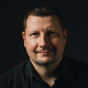 Dr. Horváth  Péter