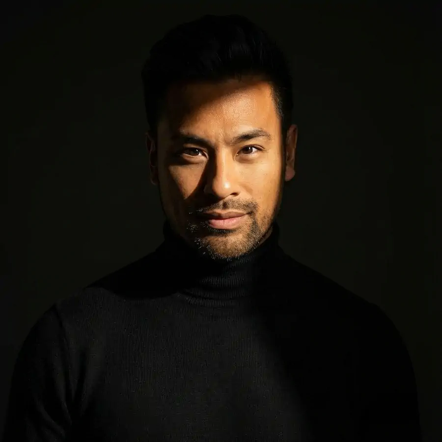 Beam Lighting portrait example with a man