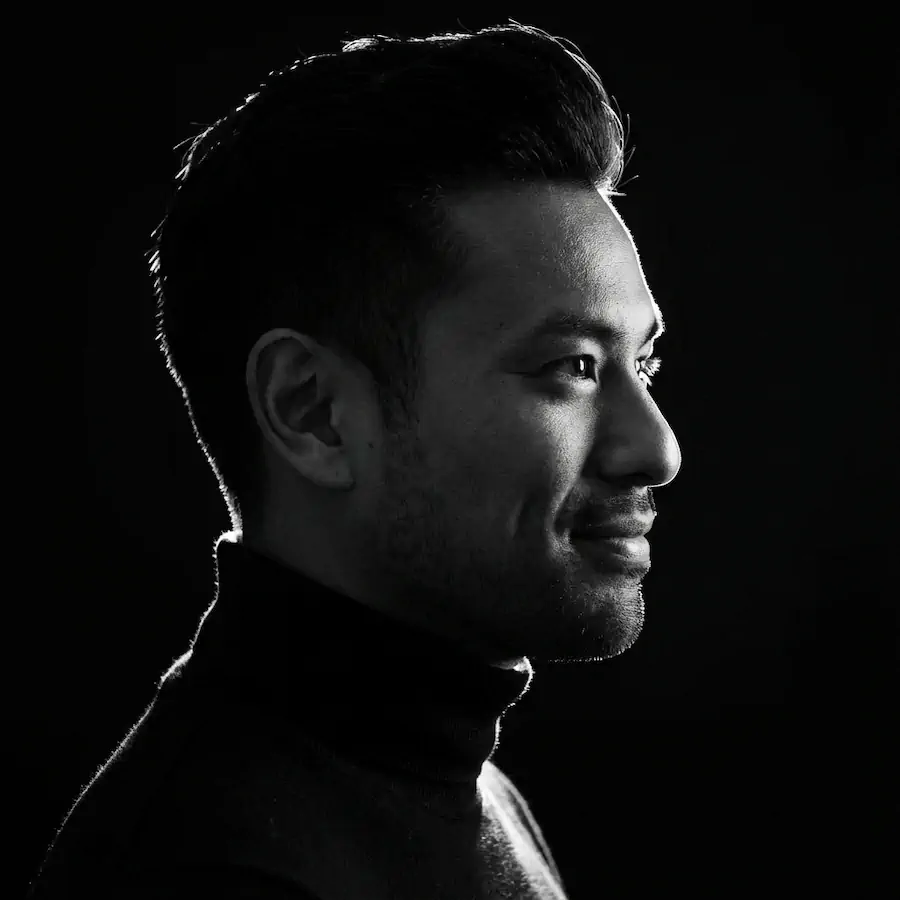 Silhouette portrait example with a man