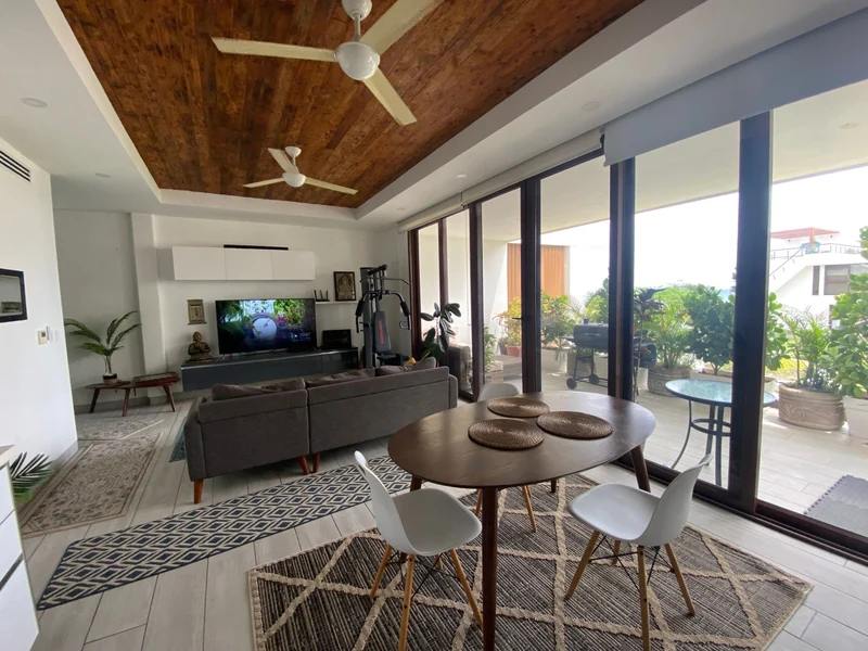 3BR Villa