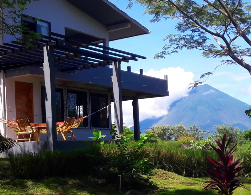Ananda -#2- King Room w porch & shared kitchen - Nature lodges for Rent in Balgue, Rivas, Nicaragua