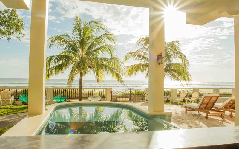 5BR/4 Ola Popoyo Luxury Beachfront PlayaGuasacate - Houses for Rent in Tola, Rivas, Nicaragua
