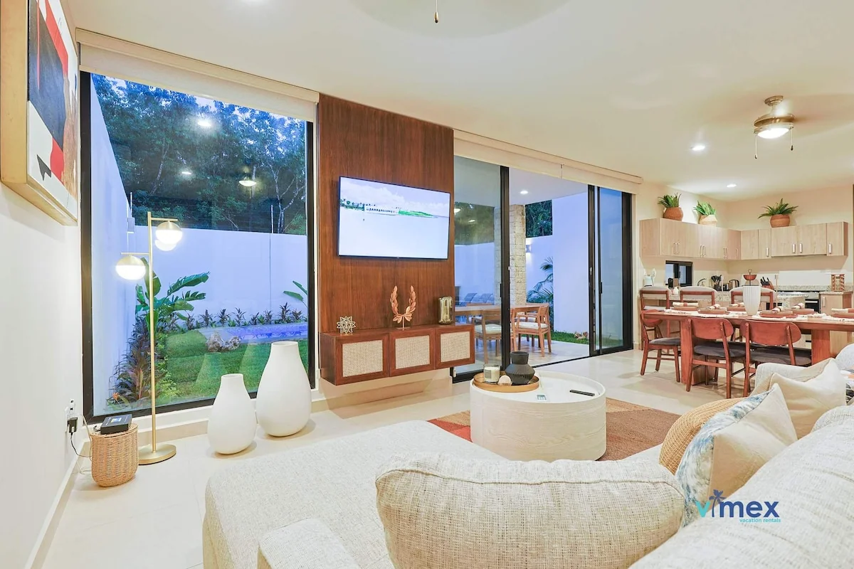 4BR Townhouse