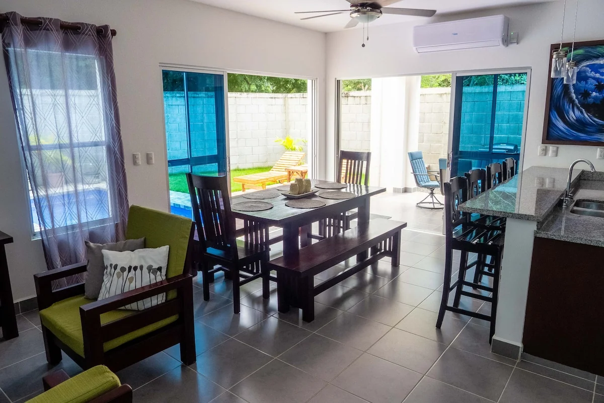 Modern Townhome with Pool - Walk to beach & town. - Townhouses for Rent in San Juan del Sur, Rivas, Nicaragua - Image 1