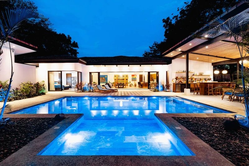 4BDR,pool,chef,secure 5 min to private beach - Villas for Rent in Tamarindo, Guanacaste Province, Costa Rica