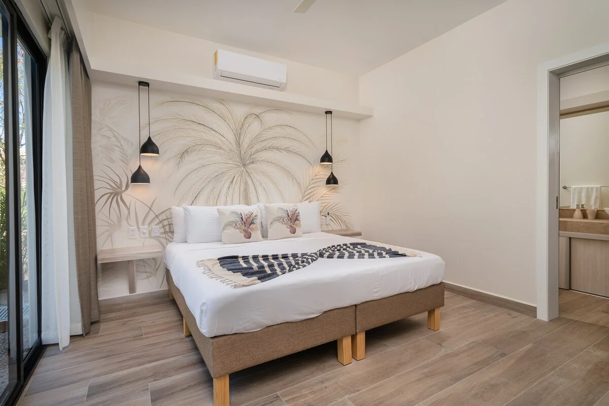 Stunning Oasis — 7 bedroom vacation rental in 