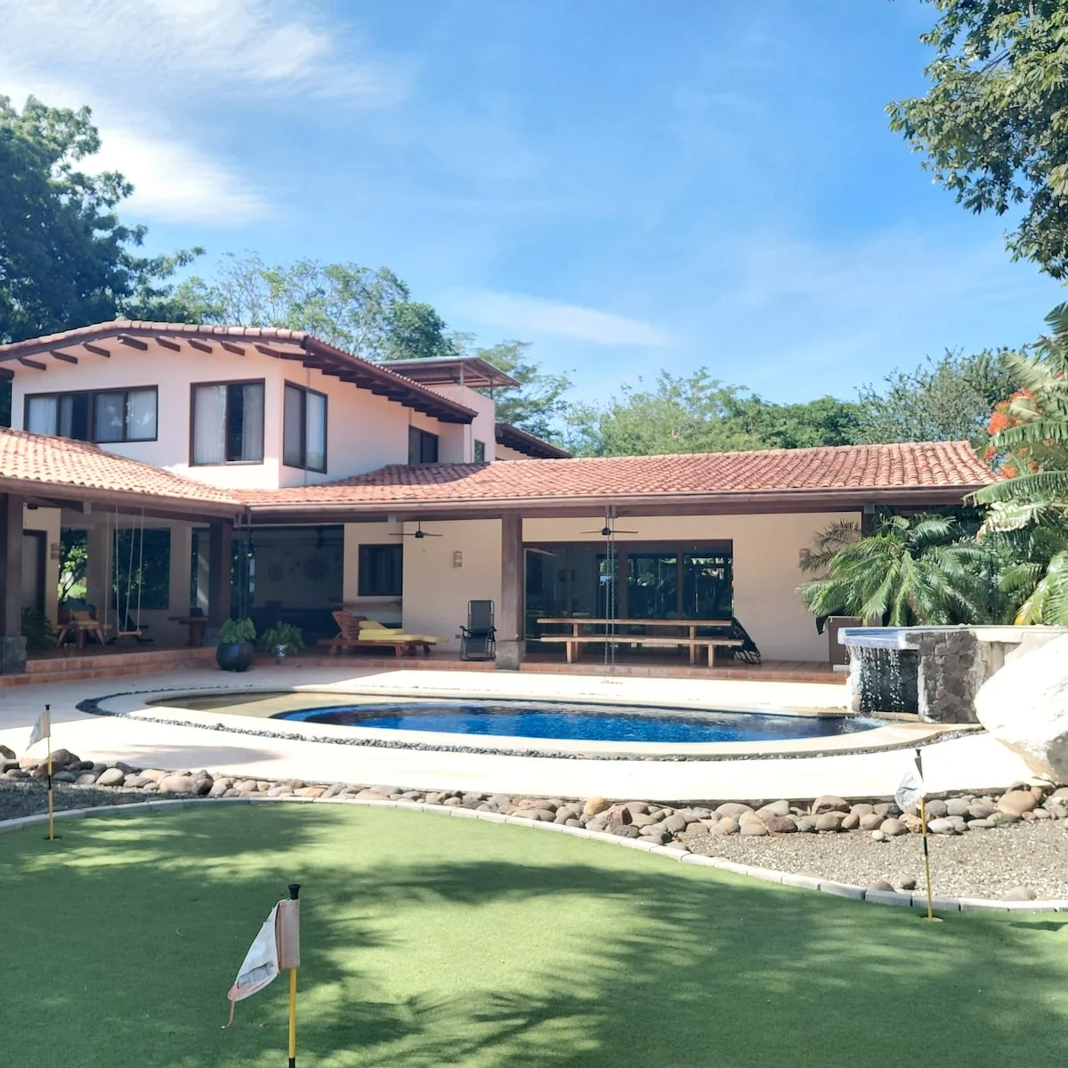 4BR Luxury Villa
