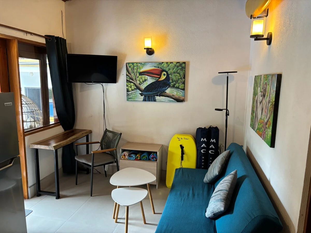 Pura Vida Retreat