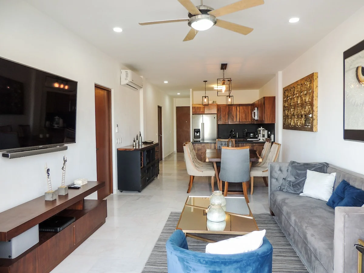 Spacious Condo, Central Location with Pool - 304 - Condominiums for Rent in Cabo San Lucas, Baja California Sur, Mexico