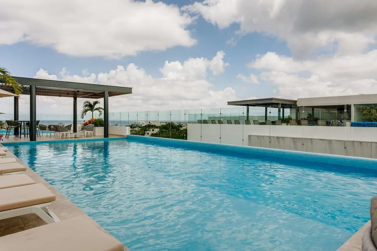 Oceanview Roof Pool Condo