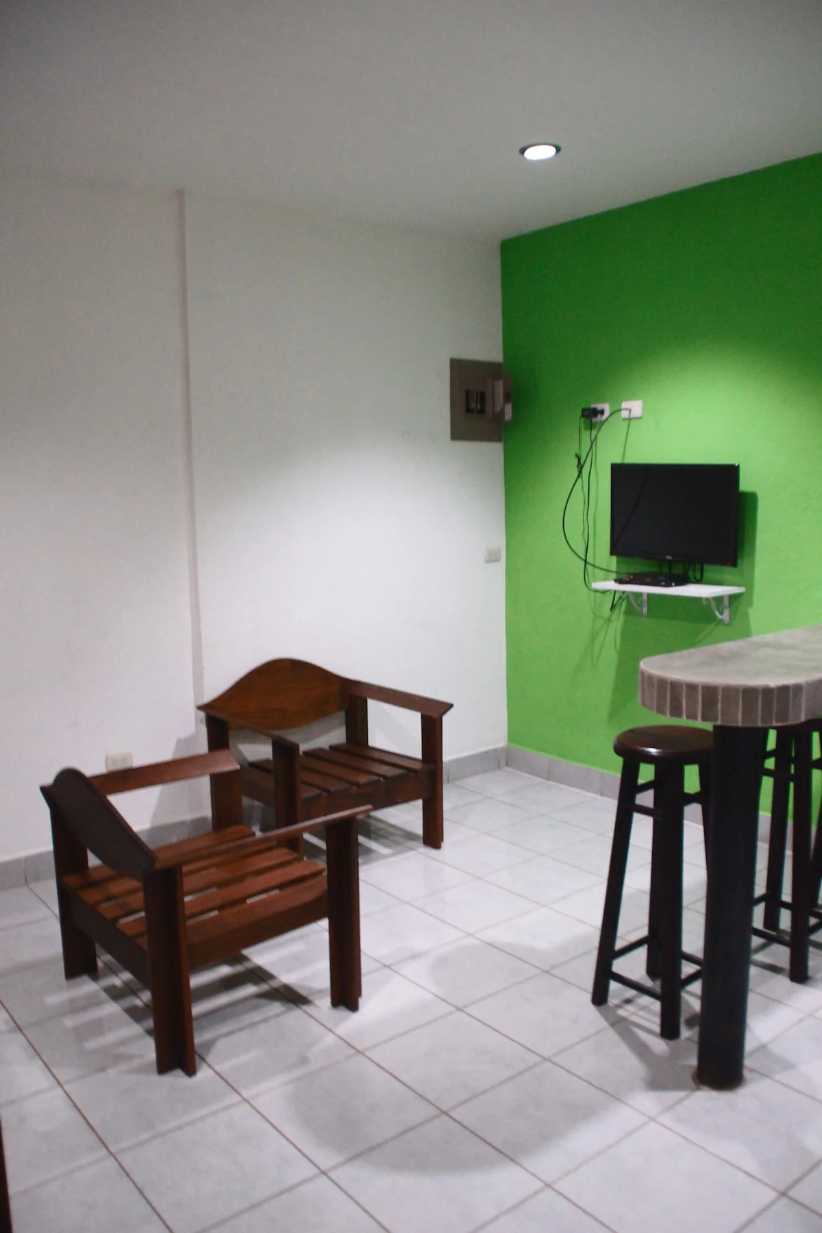 Comfortable apartment, outskirts of León (AC) — 2 bedroom vacation rental in León
