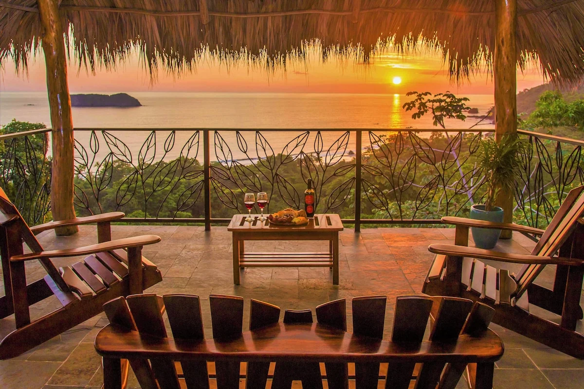 Vista Oceana/Ocean views/closest to MA Ntl Park - Villas for Rent in Quepos, Puntarenas Province, Costa Rica