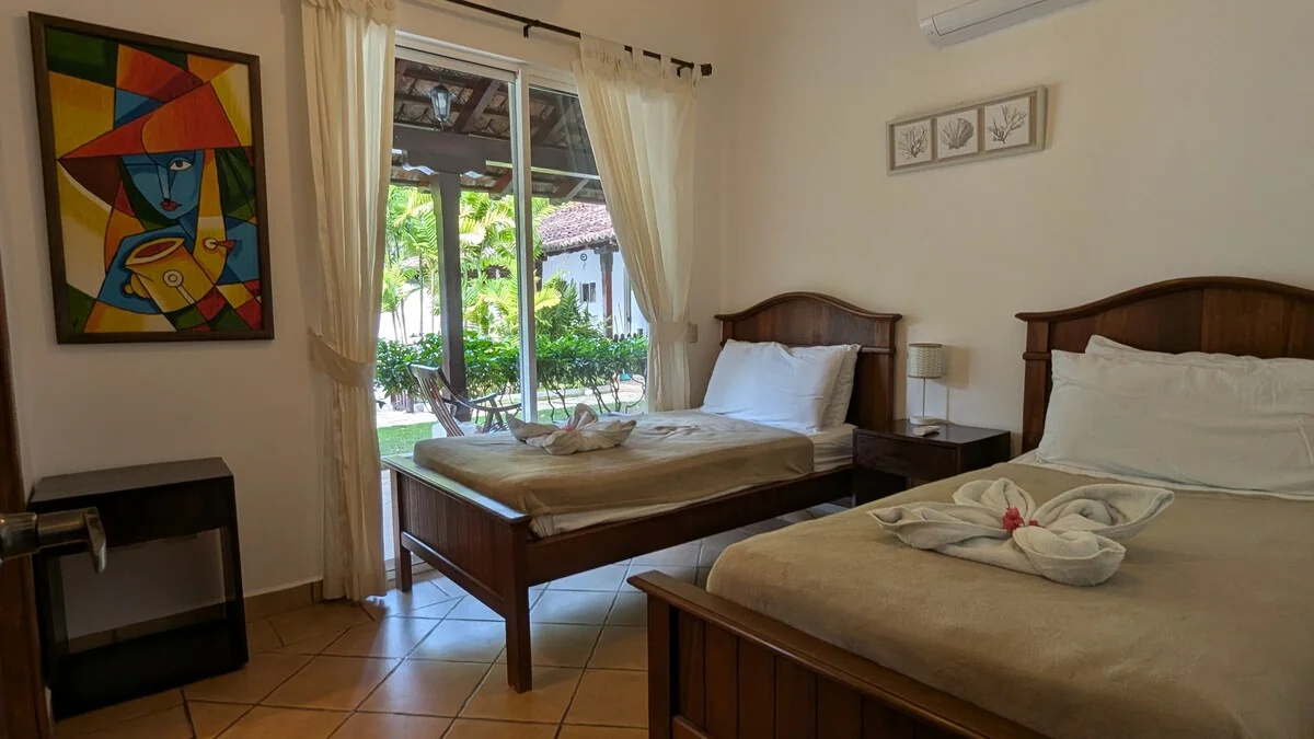 Arbolito Viejo (2br) 25