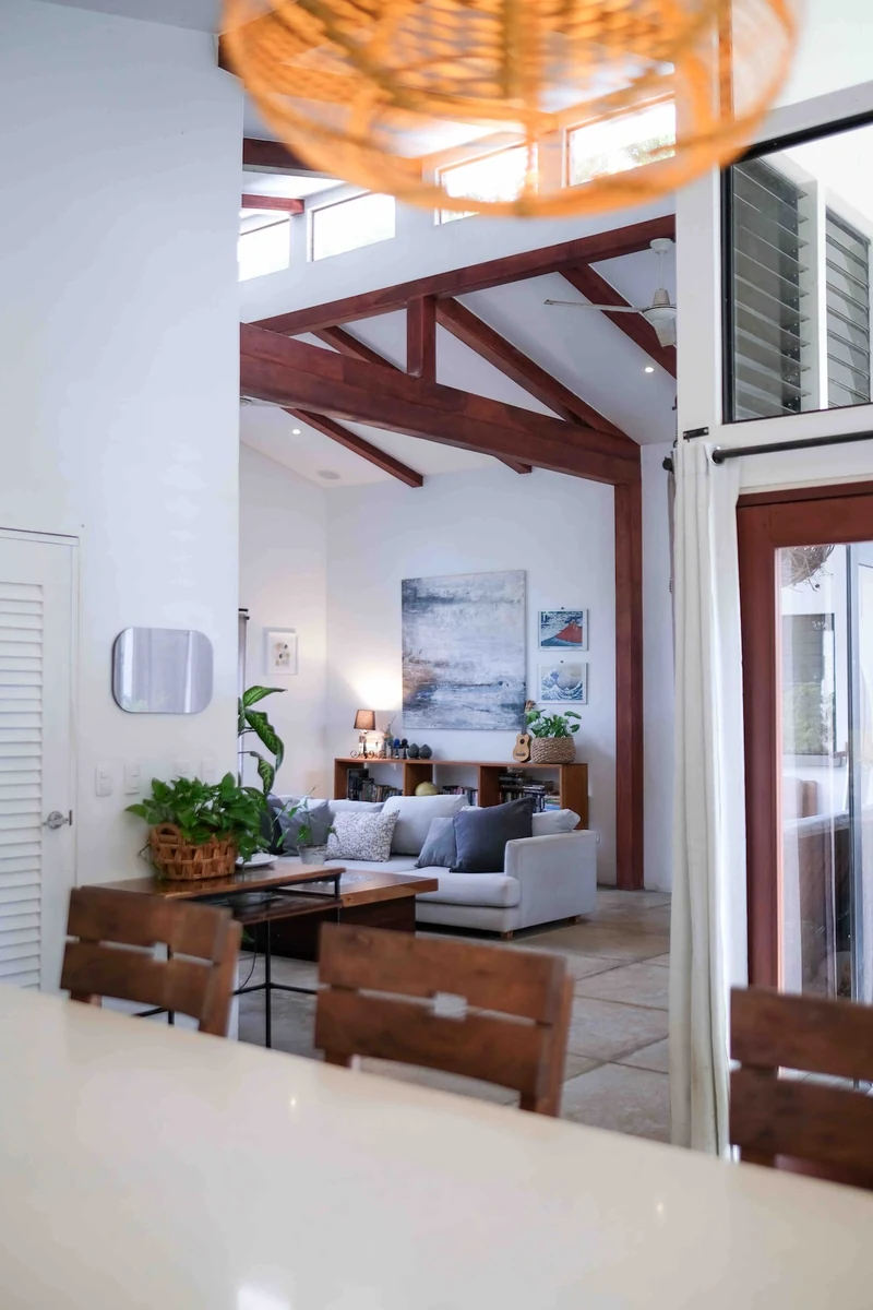 Dos Hermanos room, 2-minute walk to Playa Colorado surf - Image 1