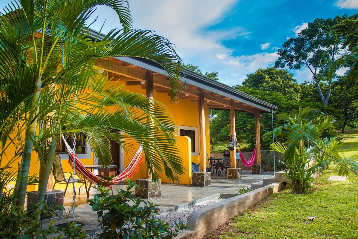 Nature getaway in Playa negra, wifi, pool — 1 bedroom vacation rental in Los Pargos