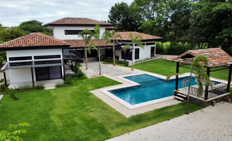 Brand New House steps from Amazing Private Beach — 4 bedroom vacation rental in Hacienda Pinilla