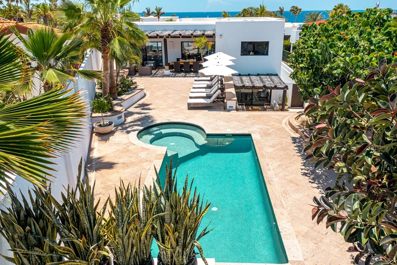Steps to Beach: 4BR Luxe Villa+Pool+Maid+Concierge - Villas for Rent in Cabo San Lucas, Baja California Sur, Mexico