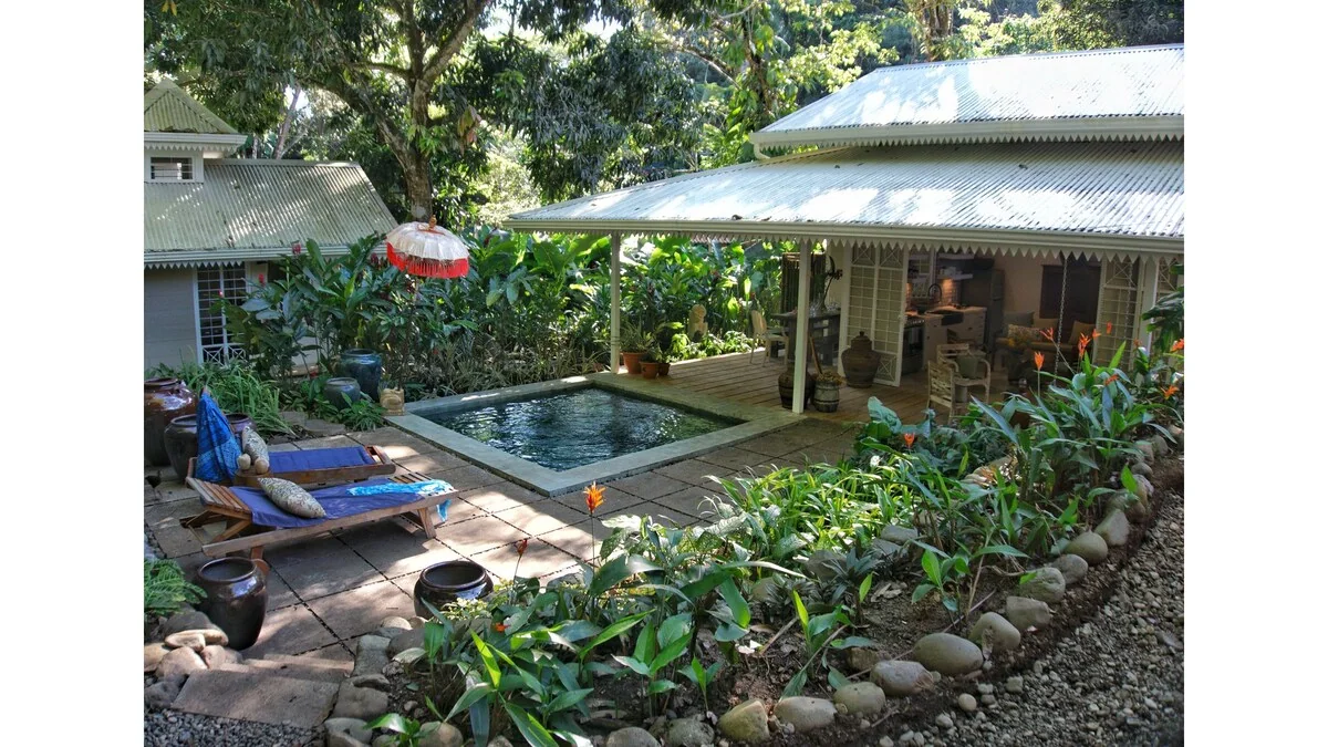 Balinese Jungle Bungalow w/Pool & Separate Unit — 4 bedroom vacation rental in Manuel Antonio