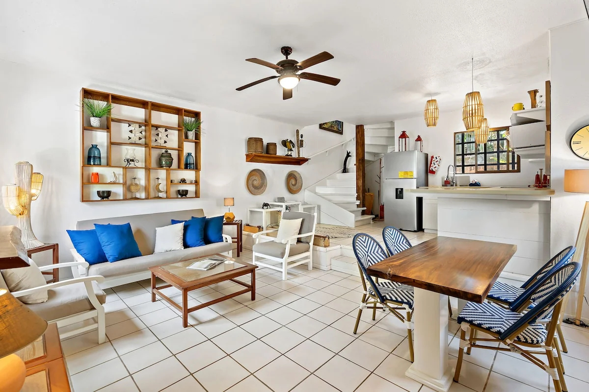 2BR Townhouse