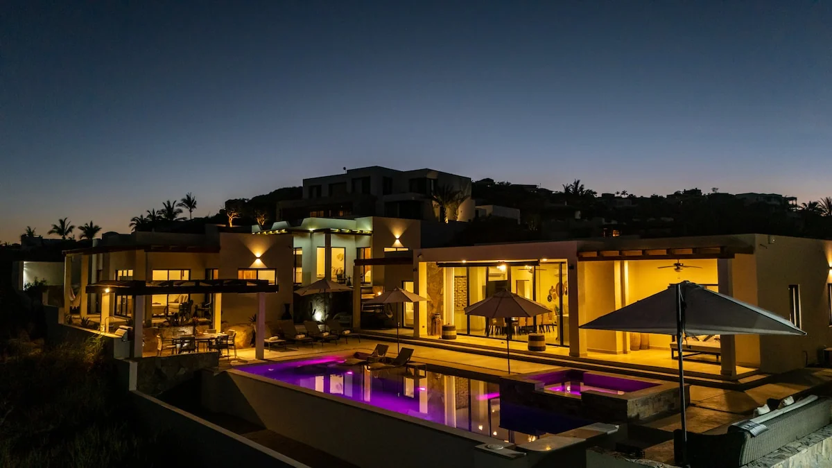 8BR Beach Estate • Pool • Hot Tub • 4 Villas - Houses for Rent in San José del Cabo, Baja California Sur, Mexico