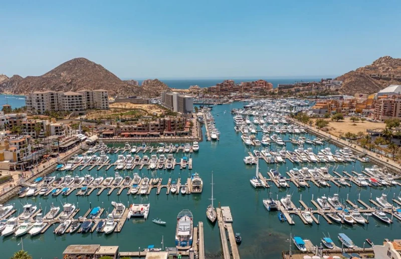 Luxury Condo: Private rooftop & Jacuzzi — 2 bedroom vacation rental in Cabo San Lucas