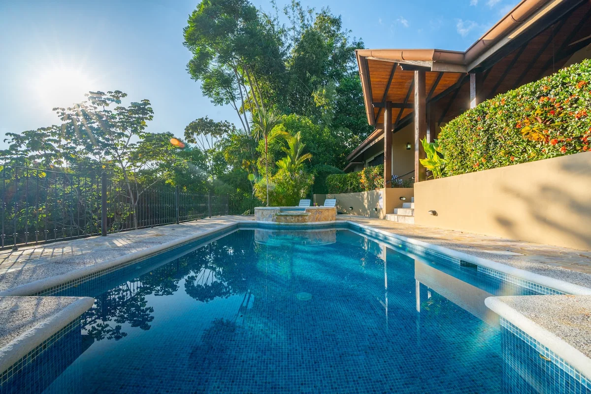 Heart of Ojochal-Sleep 13-Ocean Views-Near Shops - Houses for Rent in Ojochal, Puntarenas, Costa Rica - Image 1