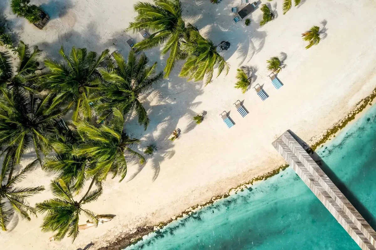 Serene Beachfront Estate, Private Paradise - Villas for Rent in San Pedro, Ambergris Caye, Belize - Image 1