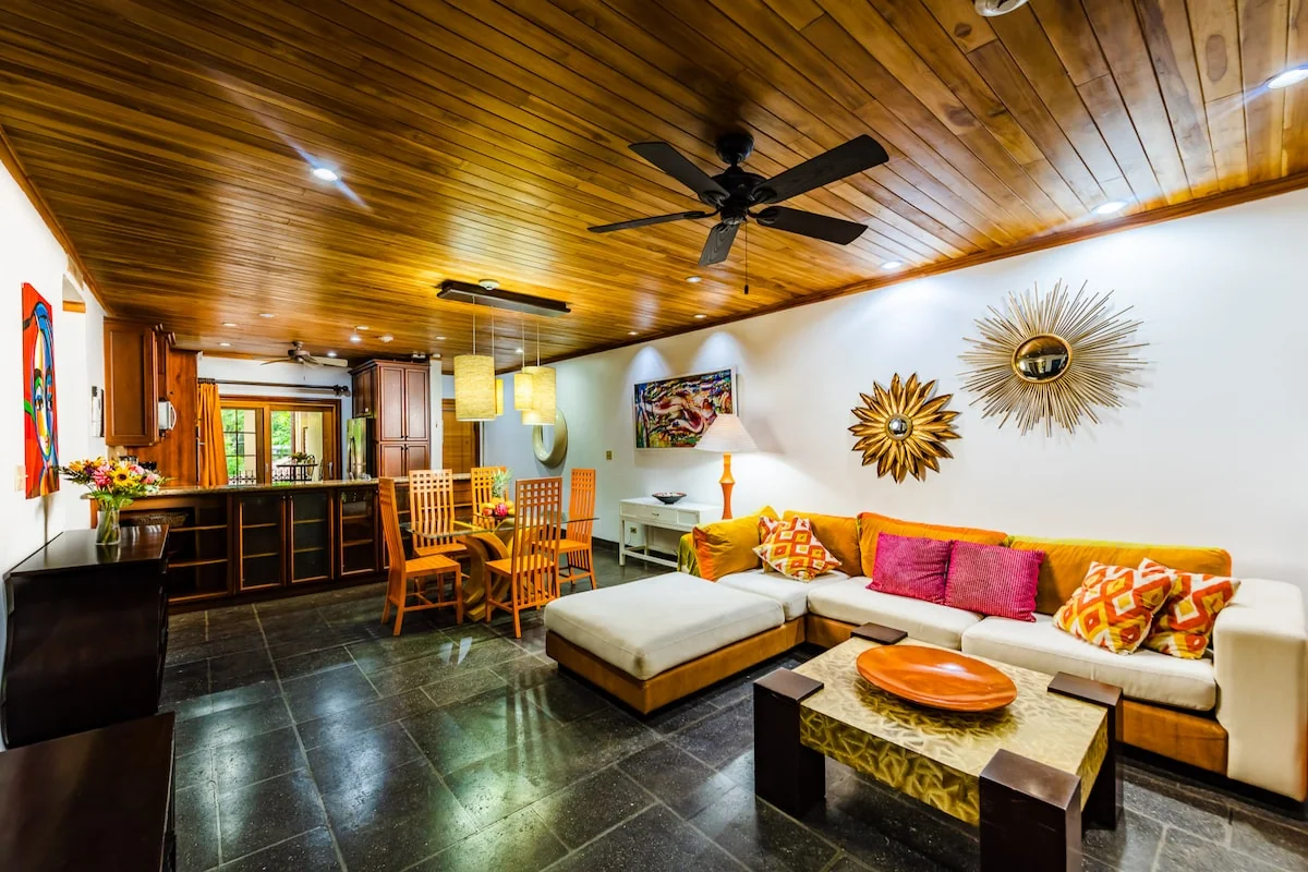 Wifi,pool,kitchen, 3BDR, secure 2 mins to beach - Apartments for Rent in Tamarindo, Guanacaste Province, Costa Rica - Image 1