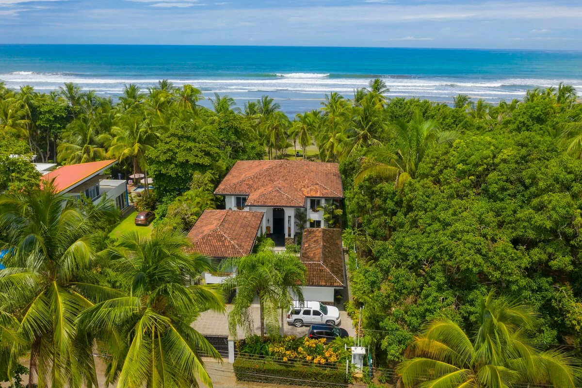 Beachfront Luxury Estate Steps from the Ocean! - Villas for Rent in Esterillos Este, Puntarenas Province, Costa Rica - Image 1