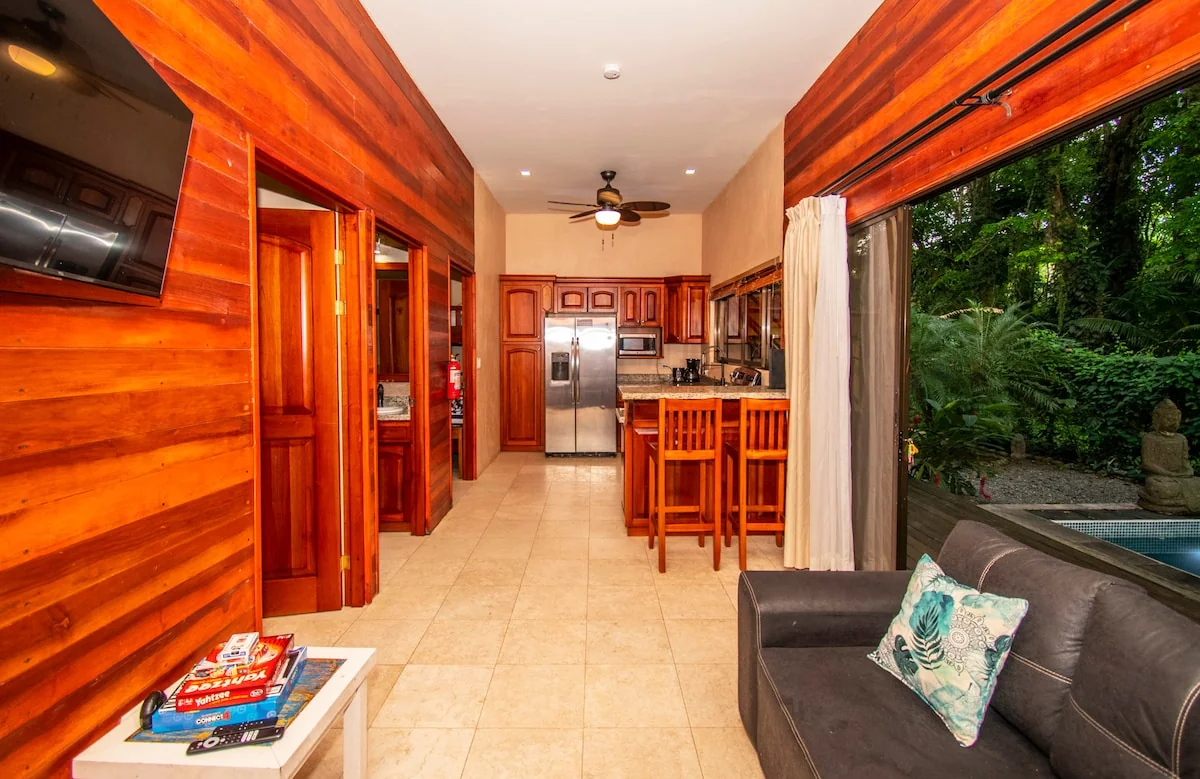 Walk to beach, surf and relax! - Apartments for Rent in Uvita, Provincia de Puntarenas, Costa Rica - Image 1
