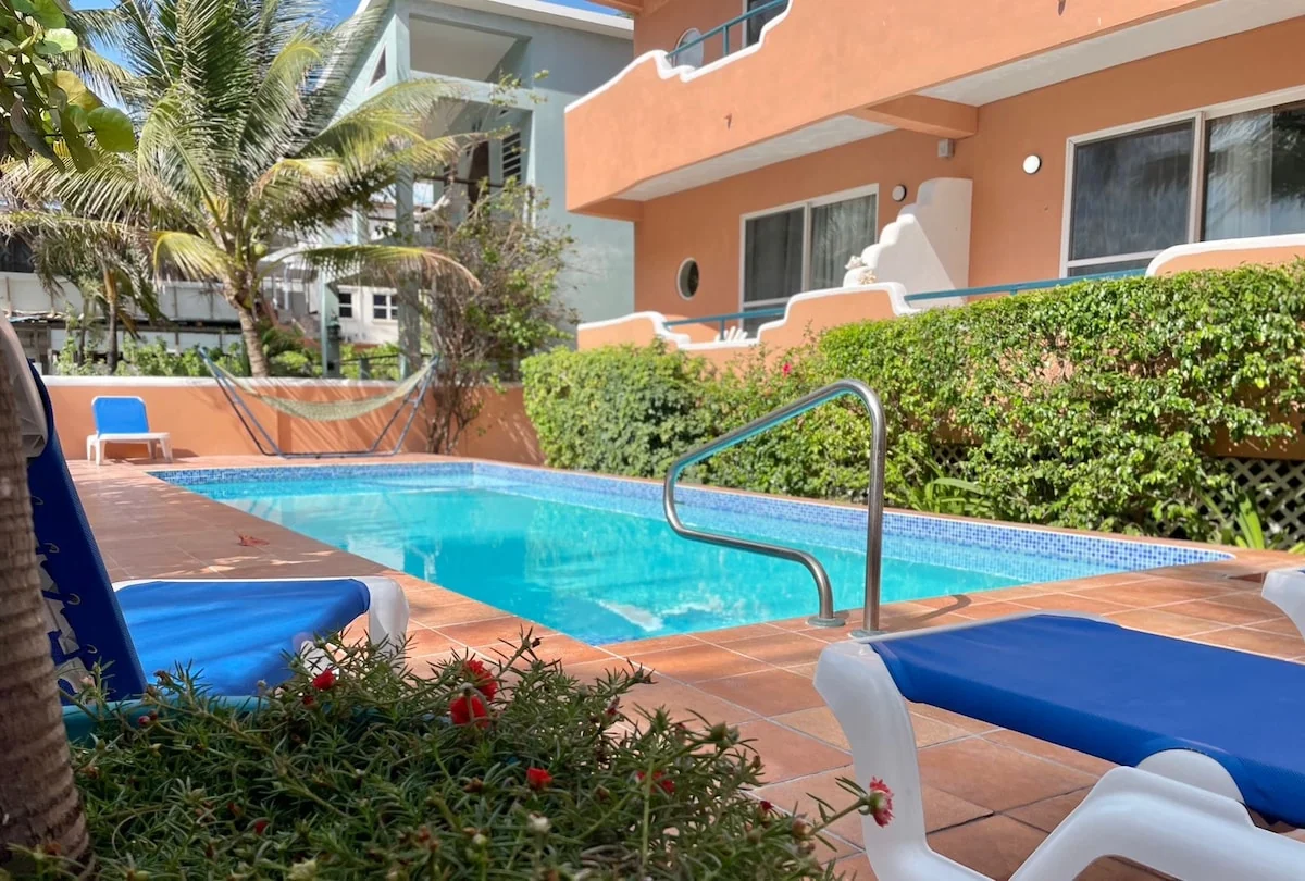 Condo in Caye Caulker Village - Image 1