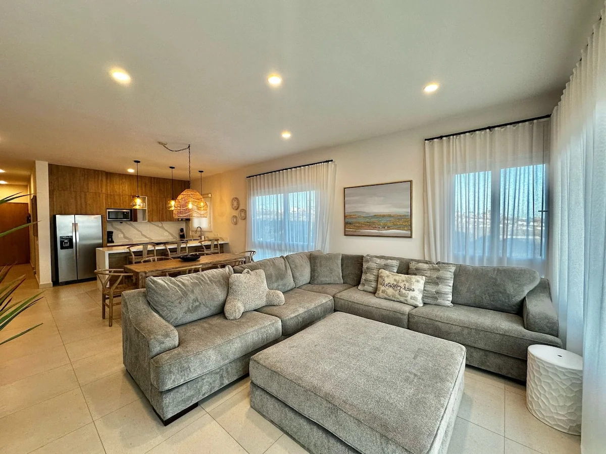 Stunning 3BR, Oceanview Pools 5 Min Downtown Cabo - Apartments for Rent in Cabo San Lucas, Baja California Sur, Mexico - Image 1