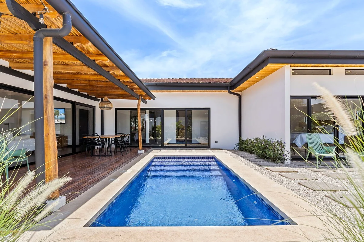 CU19: New 3 Bdrm Mod Home with Casita & Prv. Pool - Houses for Rent in Tamarindo, Provincia de Guanacaste, Costa Rica