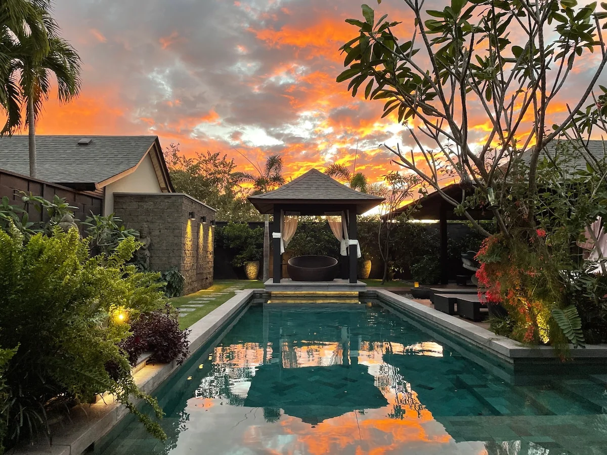 BO, Your Tamarindo luxurious beach retreat — 3 bedroom vacation rental in Playa Langosta